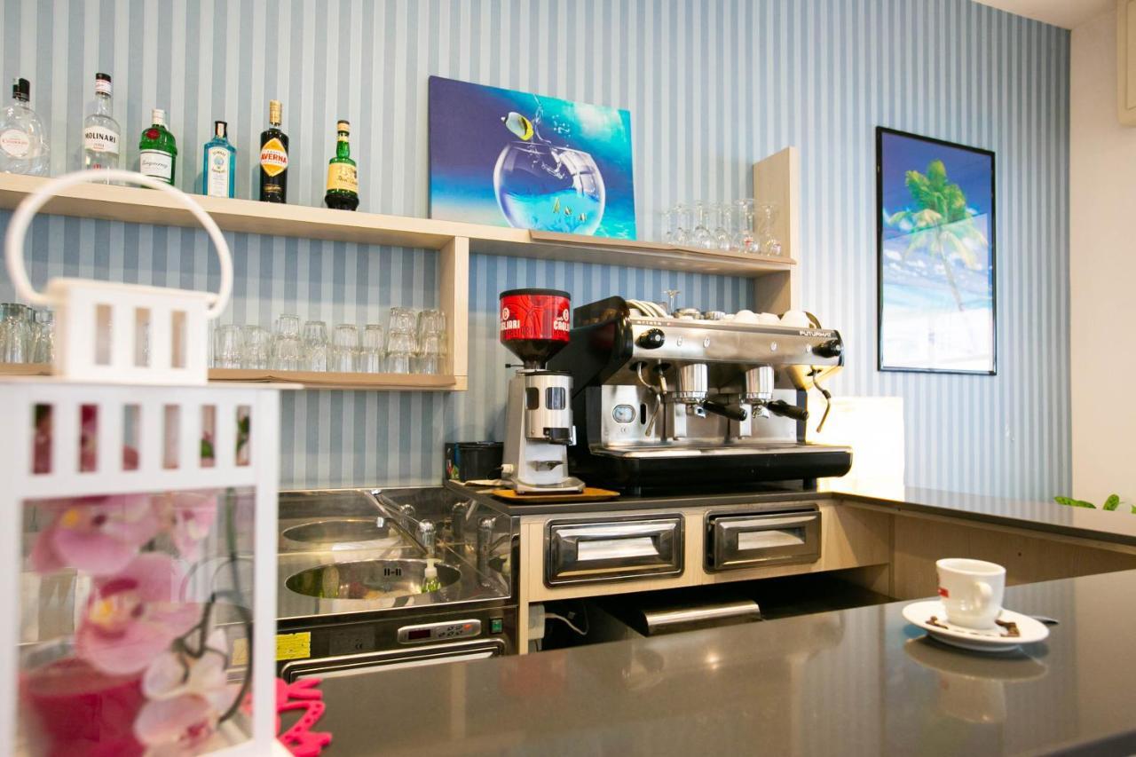 Hotel Valparaiso Rimini Ngoại thất bức ảnh