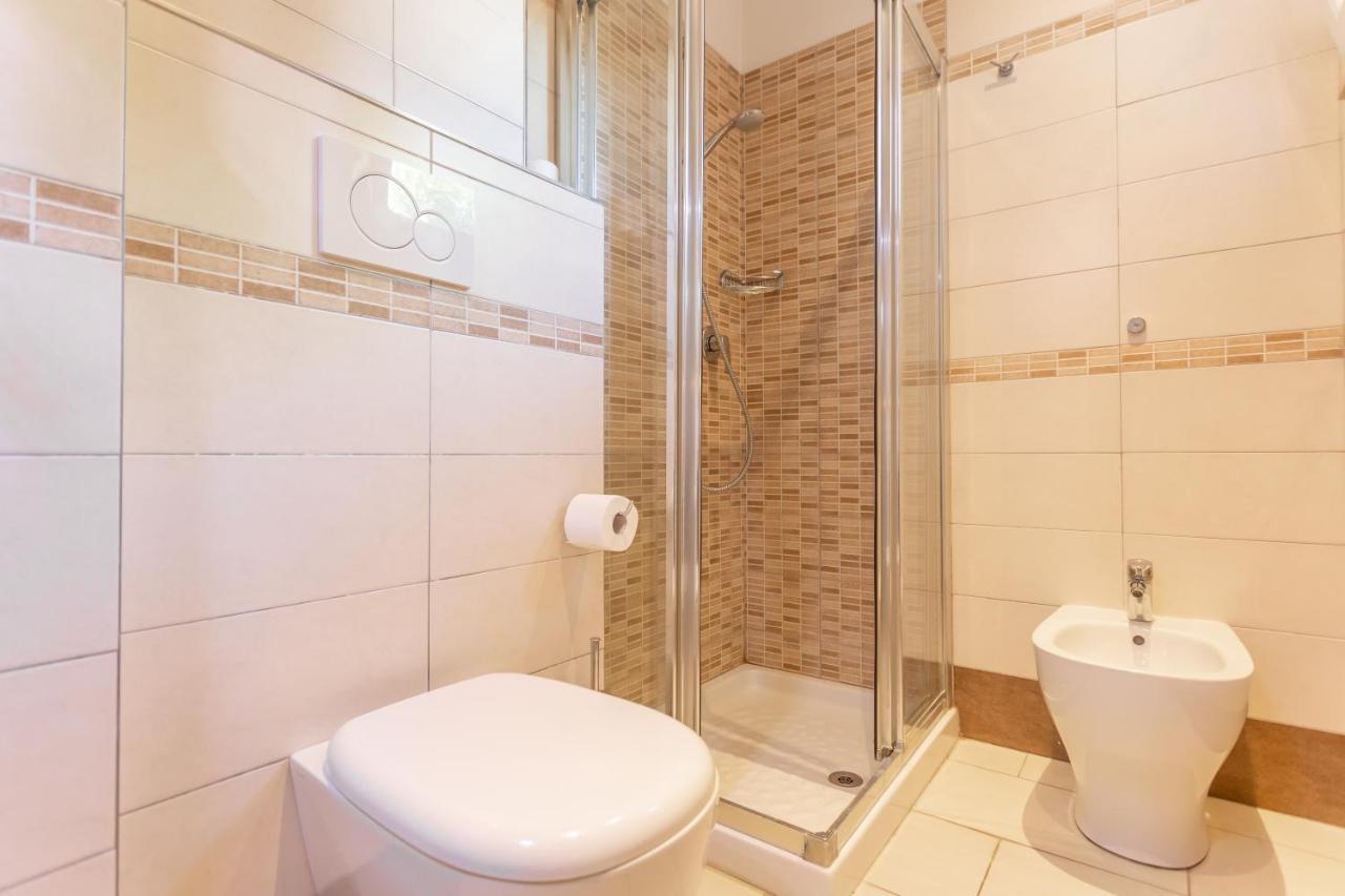 Hotel Valparaiso Rimini Ngoại thất bức ảnh